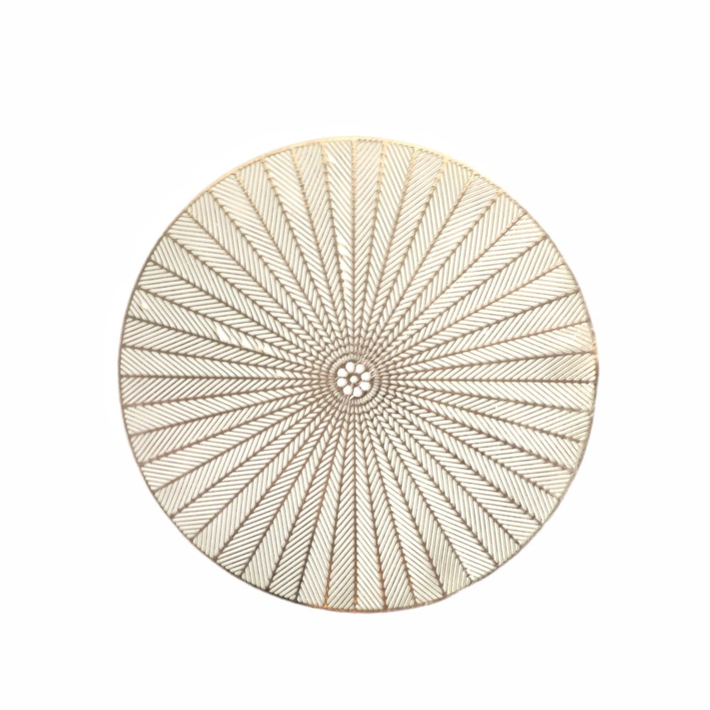 مفرش طاولة بنمط مجوف دائري الشكل لون ذهبي مقاس 37.5 سم