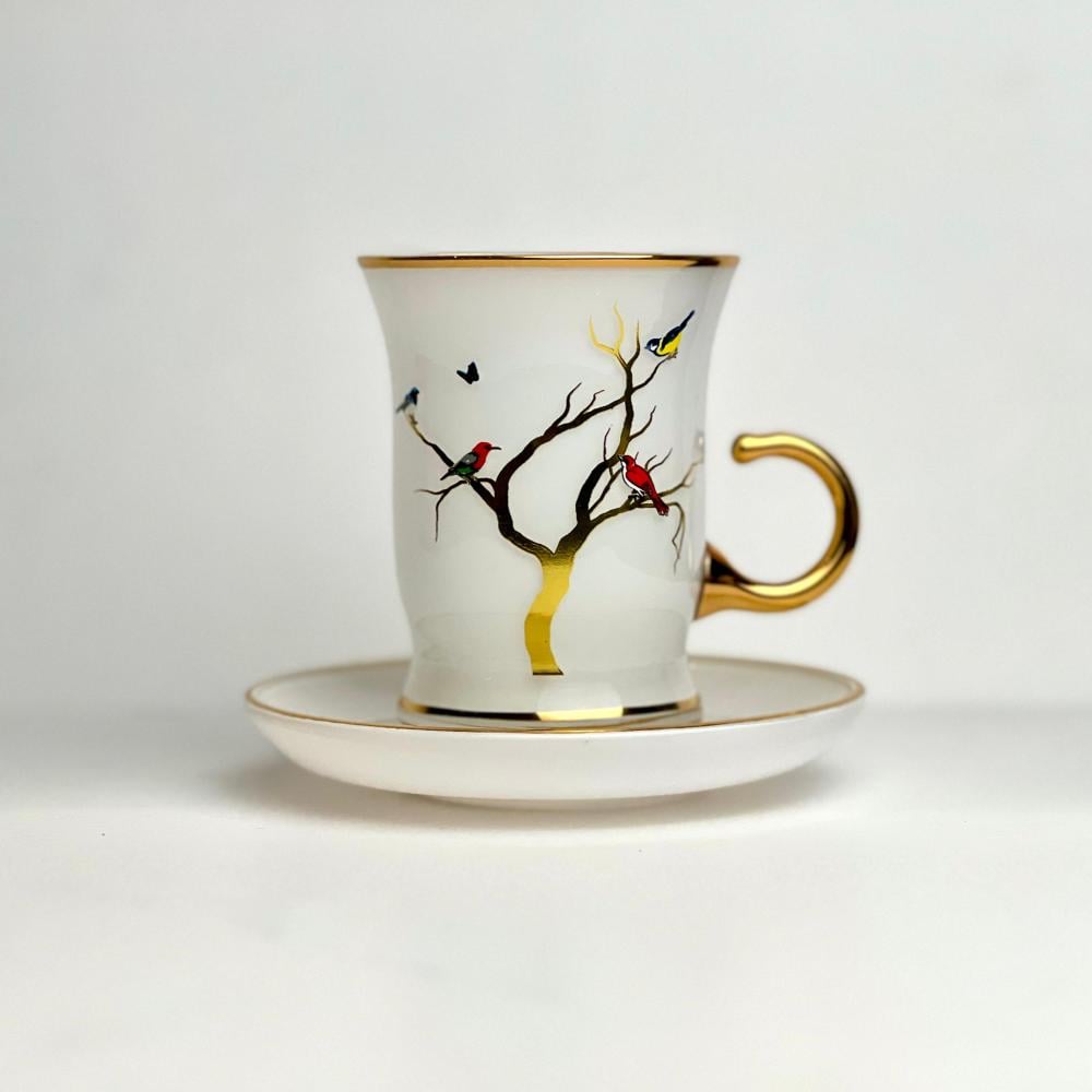 طقم بيالات شاي وصحون بيرد من سولتير، بنقشة أبيض ذهبي